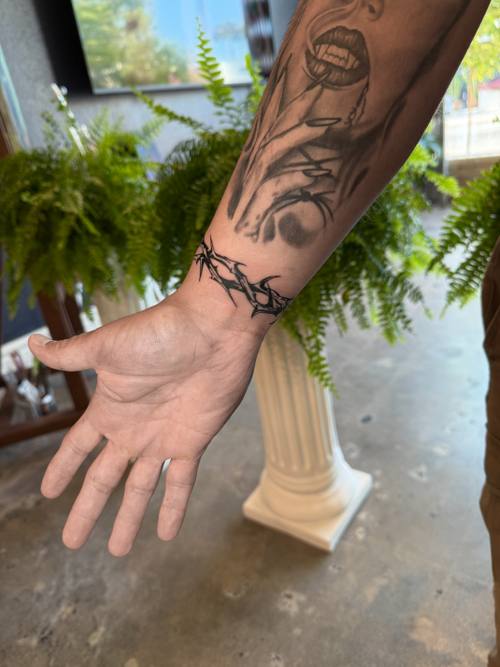 Ornamental pieces near the wrist, fine line tattoos by Amina at KAZENTATTOO, Los Angeles
